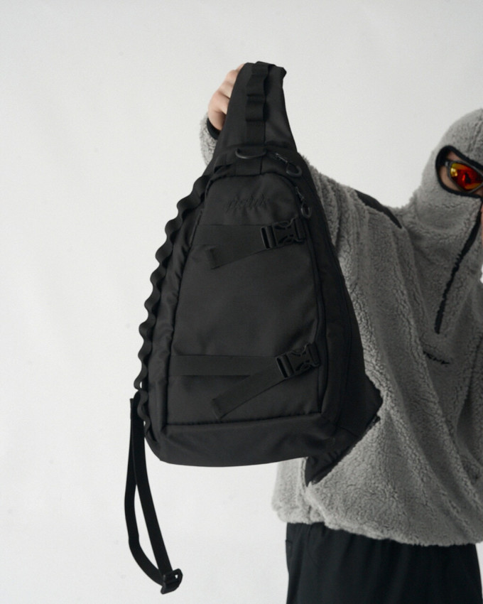 Рюкзак OGONPUSHKA Sling bag чёрный(*) - 1